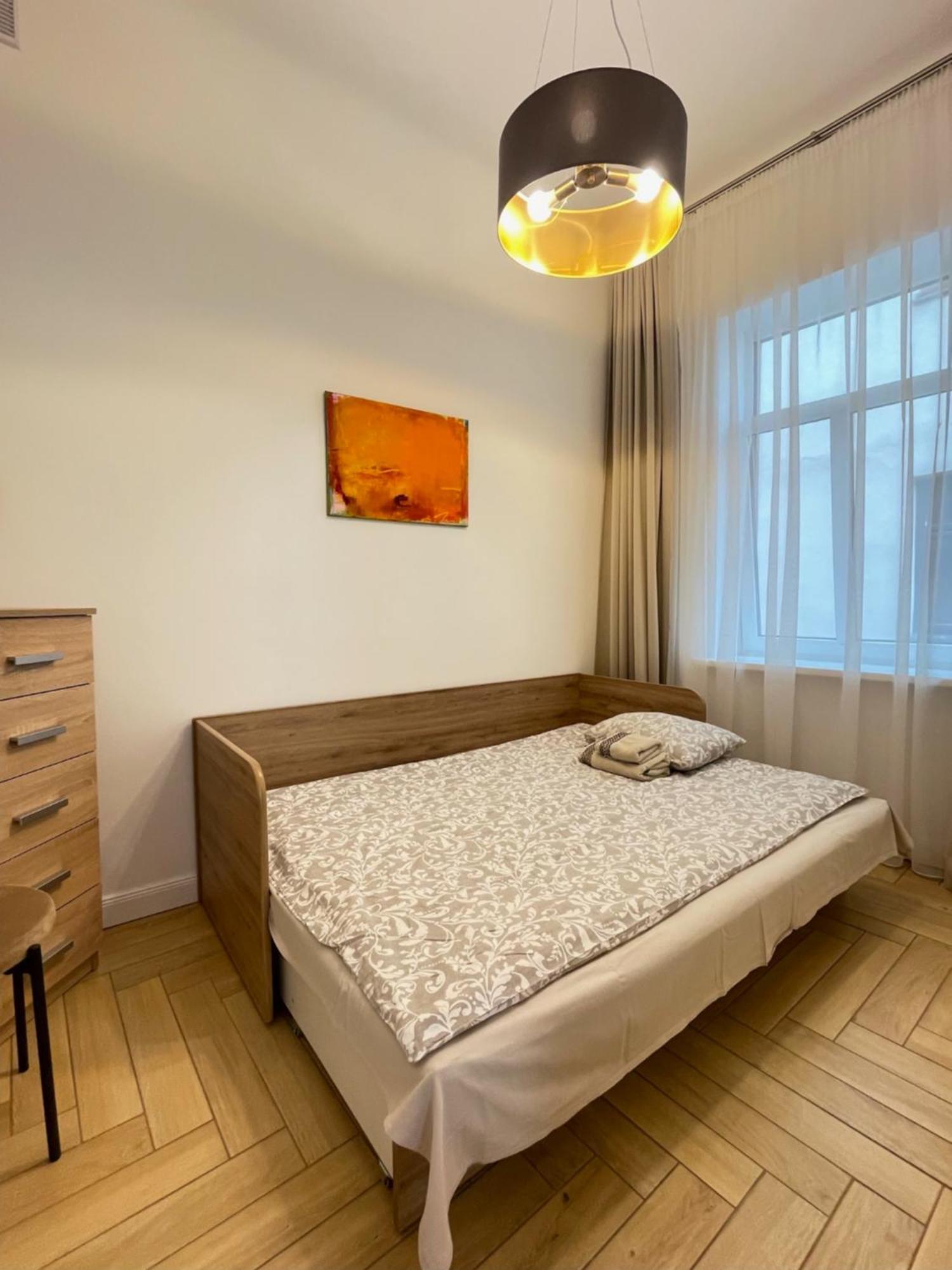 Picturesque Old Town Apartment With Charming Balcony Kaunas Dış mekan fotoğraf